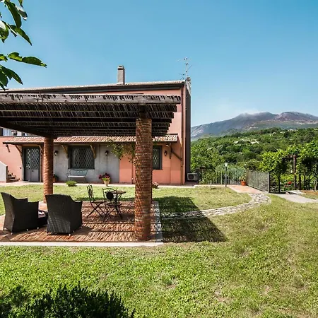 Nake Residenza Artistica Villa Sant'Alfio Exterior photo