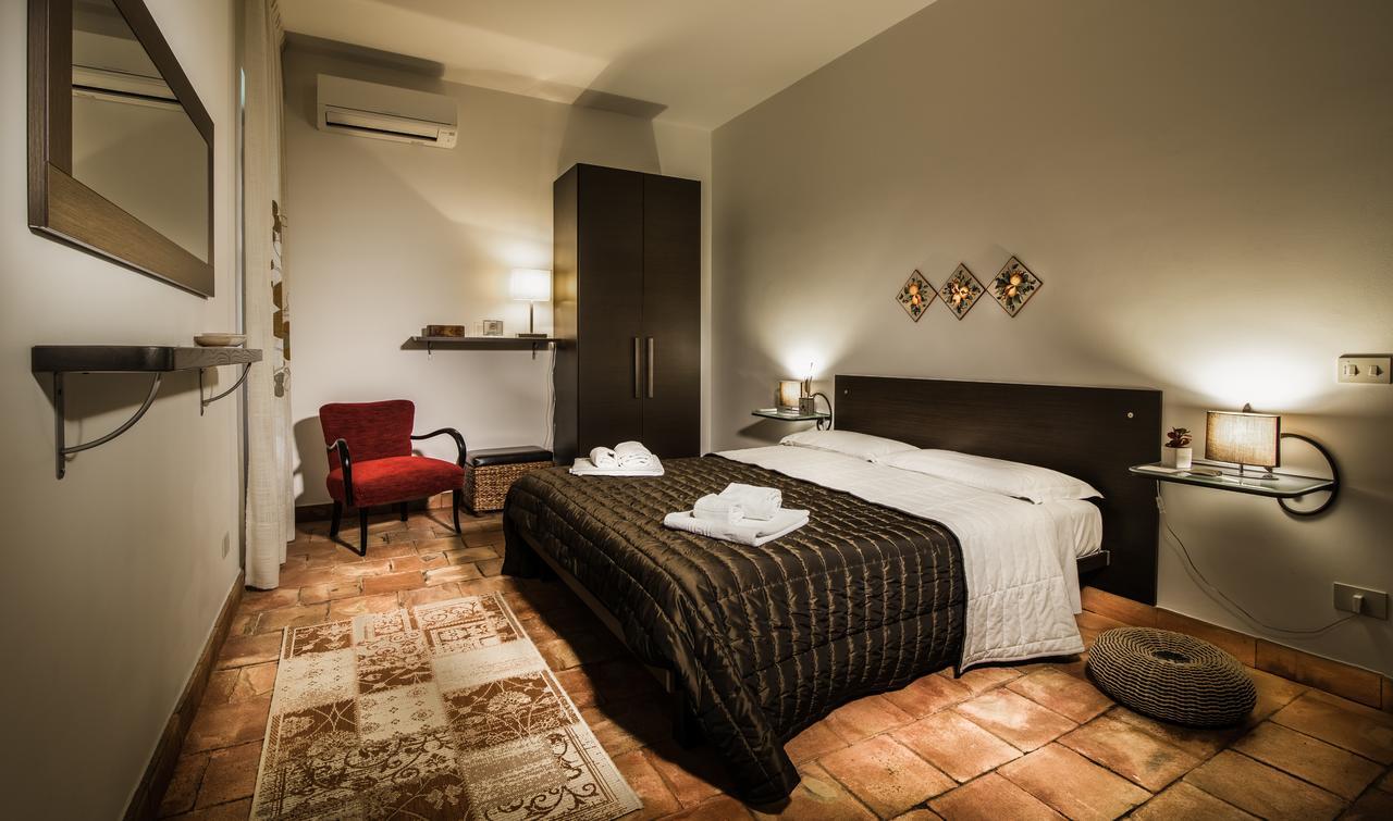 Nake Residenza Artistica Holiday home Sant'Alfio